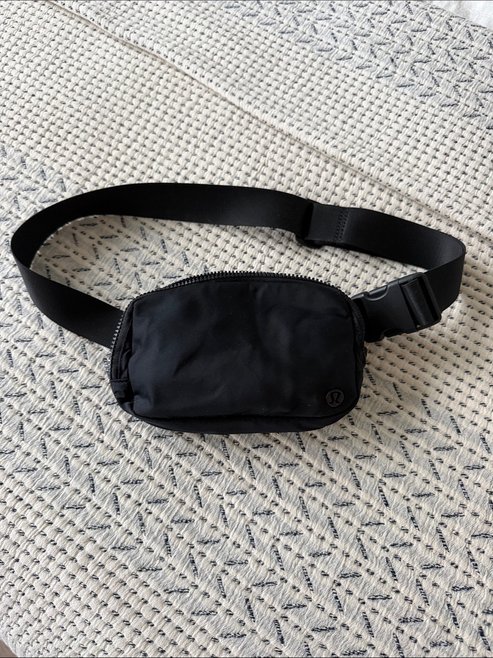 lululemon athletica Black Belt Bag with Minimal Logo